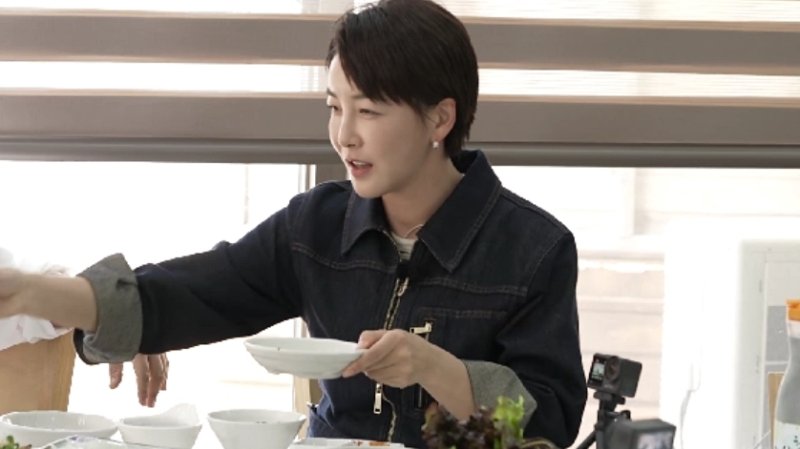 진서연 "'독전' 원래는 전라 노출…남편, 대본 보고 적극 추천"