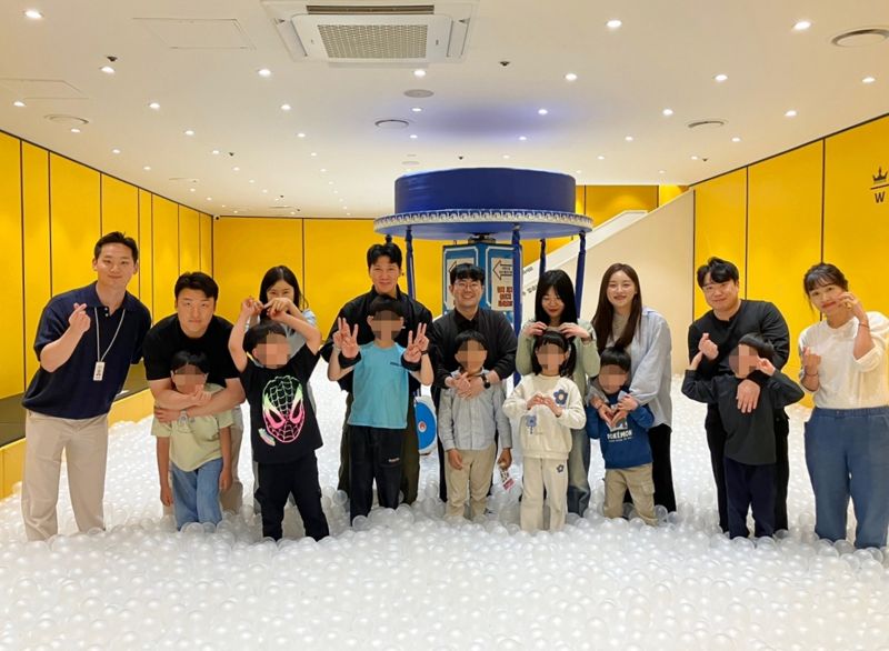 "15년째 아이들 곁에"...고려아연, 아동복지센터 후원·봉사 이어간다