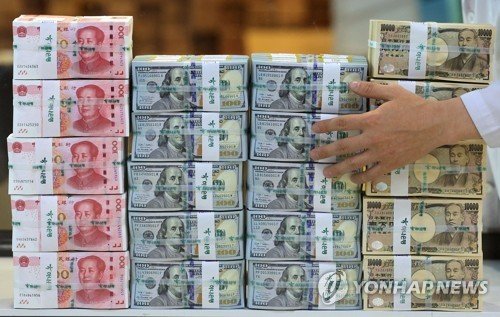 1000억달러 넘어선 외화예금...“달러화 중심으로 넉 달 만에 증가”