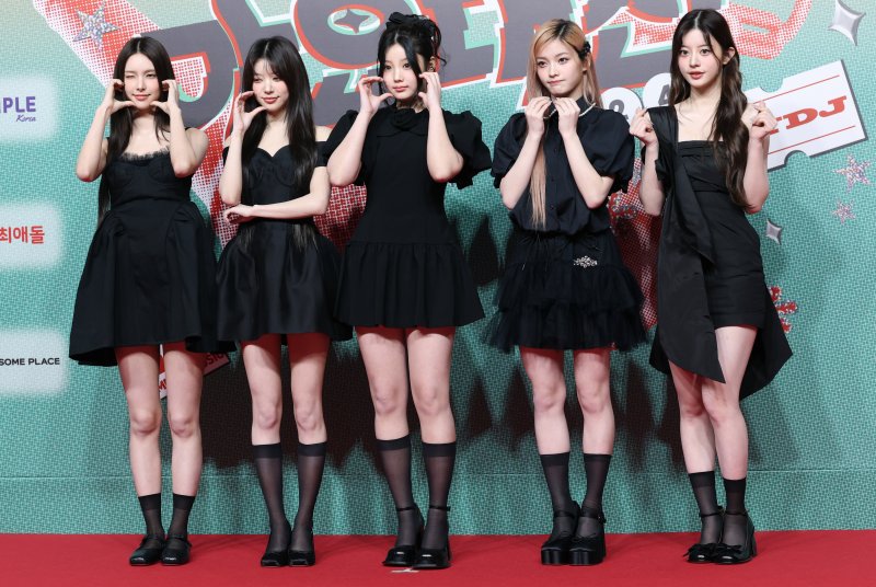 '하이브 아티스트 비방 혐의' 콘텐츠 제작자, 기소의견 검찰 송치