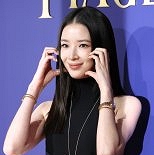 ′5월의 신부′ 아이린, 비연예인 사업가와 결혼 [N디데이]