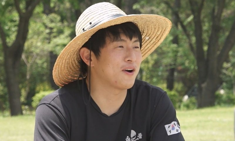 "물어볼까?"…'나혼산' 기안84, 후배들에 GD·BTS 진과 친분 자랑