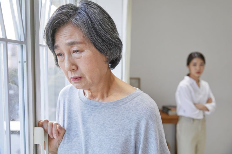"며느리가 재산 뺏기 전에"…치매 연기한 시어머니 [어떻게 생각하세요]