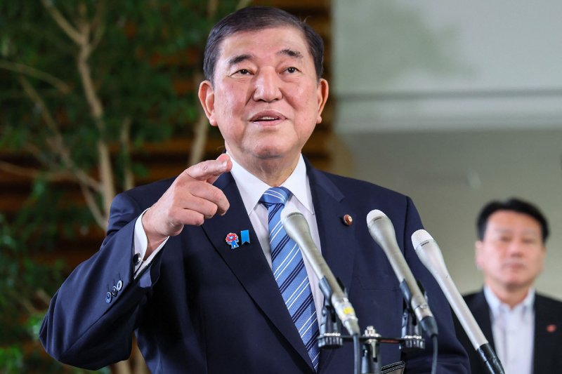 납북자 송환 위해 김정은과 만나겠다고 의욕 보인 이시바 시게루 일본 총리