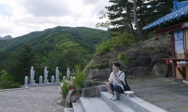 '나혼산' 샤이니 키, 여행 중에도 프로 아이돌 자아…절경 앞 포토타임