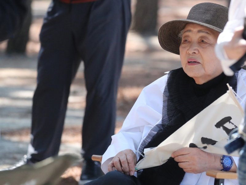 영화 '청명과 곡우 사이' 촬영장 온 배우 강부자 (출처=연합뉴스)