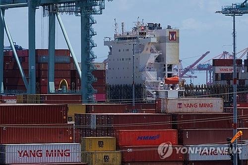 美中 관세 휴전 후 물동량 '깜짝 반등'…지속성엔 의문