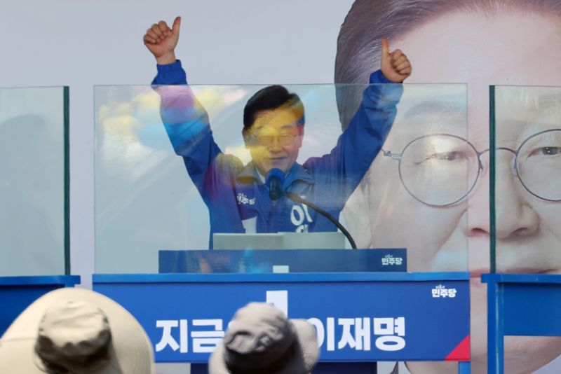 [영상]이재명 '1·2·3 투표 캠페인'...“1번 2재명 3표 부족해”