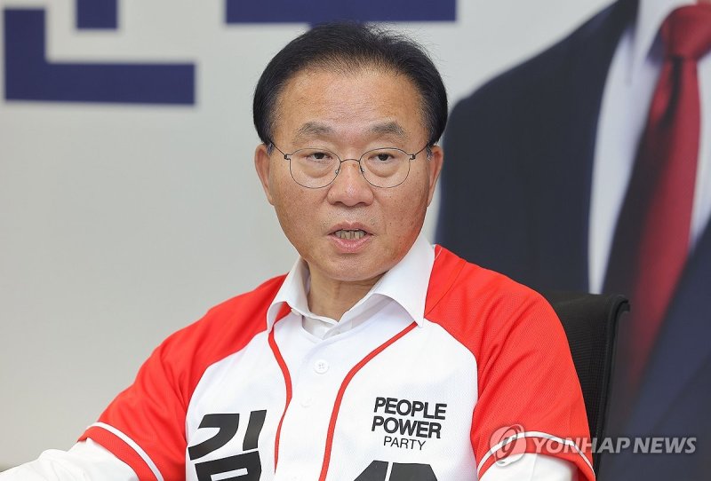 윤재옥 총괄본부장, 연합뉴스 인터뷰 (출처=연합뉴스)