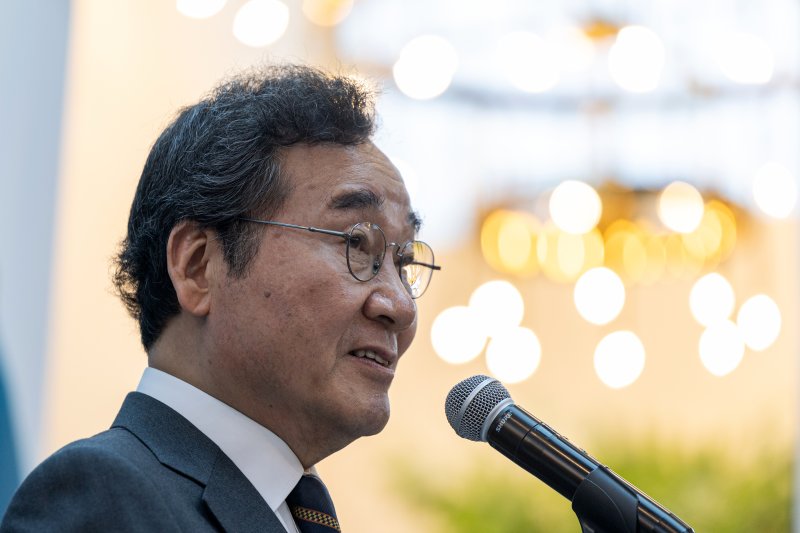 이낙연 새미래민주당 상임고문이 17일 용산구 전쟁기념관에서 열린 개헌연대 국민대회에서 발언하고 있다. 2025.4.17/뉴스1 ⓒ News1 이승배 기자