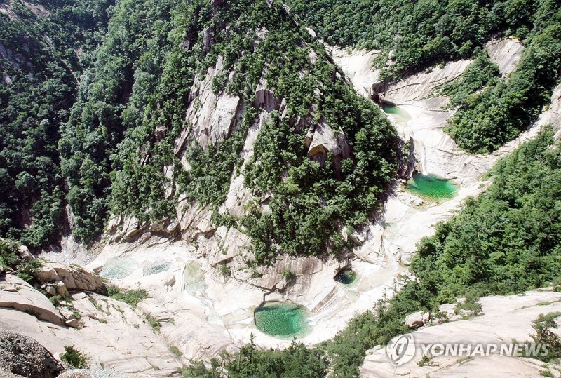 '금강산'…북한, 세계유산 등재 유력 (출처=연합뉴스)