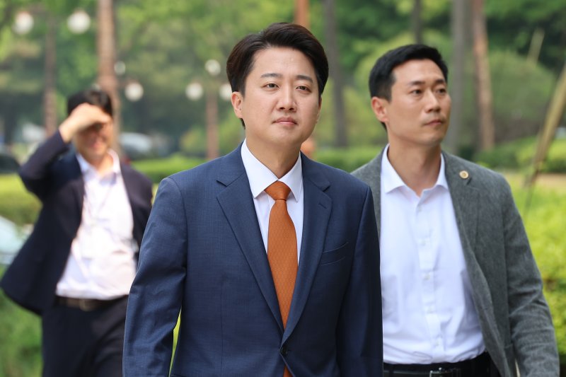 사전투표 앞두고 각 캠프 총력전.."이제는 백병전"