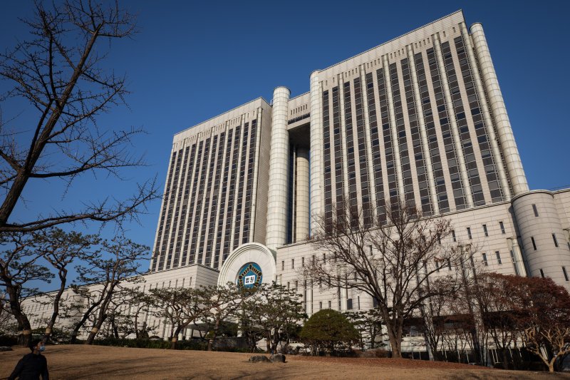 동성과 1년 동거하며 성추행…유명 무용가의 충격 민낯