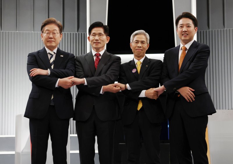 왼쪽부터 이재명 더불어민주당, 김문수 국민의힘, 권영국 민주노동당, 이준석 개혁신당 대통령 후보. 2025.5.23/바카라사이트 온카판1 ⓒ News1 국회사진기자단