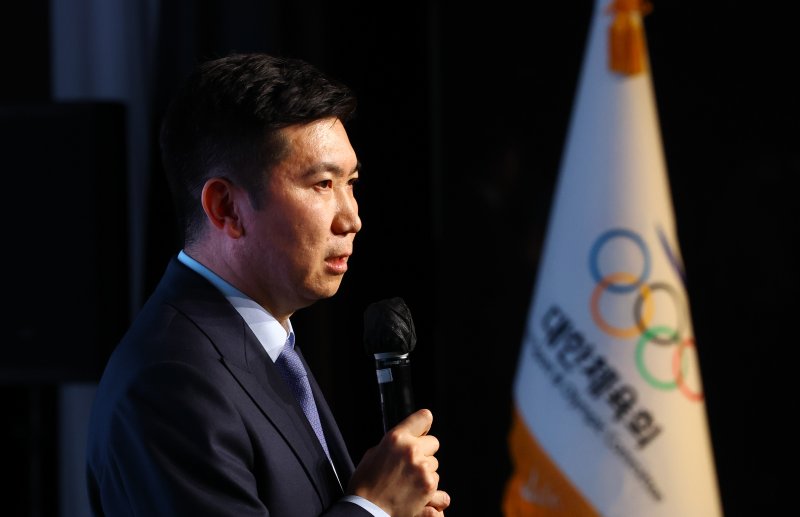 [서울=뉴시스] 황준선 기자 = 유승민 신임 대한체육바카라사이트 제작이 27일 오후 서울 용산구 그랜드 하얏트 서울에서 열린 제42대 대한체육바카라사이트 제작 취임식에서 취임사를 하고 있다. 2025.03.27. hwang@newsis.com