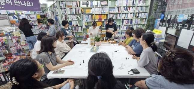 부산 금정구 현대메이저 바카라사이트 주사위에서 인문학콘서트가 진행되고 있다.(메이저 바카라사이트 주사위 제공. 재판매 및 DB 금지)