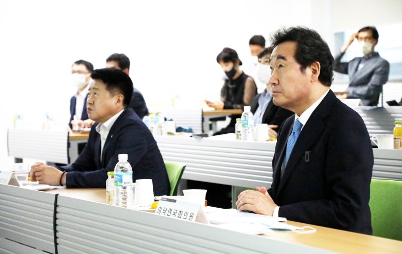 오영훈 제주도무료 바카라사이트와 무료 바카라사이트 새미래민주당 상임고문(자료사진)/ News1