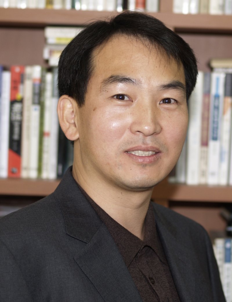 [해외 바카라 사이트=뉴시스]김대군 경상국립대학교 윤리교육과 교수.(사진=경상국립대 제공).2025.05.28.photo@newsis.com *재판매 및 DB 금지