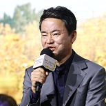 ″겨울에 어르신 방치″ ′폭싹′ 제작진 갑질 의혹…넷플릭스 ″사실관계 확인 중″