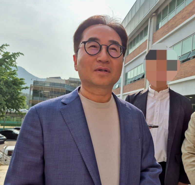 장덕현 바카라 토토 사이트 대표이사 바카라 토토 사이트이 28일 서울대 공과대학 재료공학부가 개최한 'SNU-MSE 콜로퀴엄' 행사에 강연자로 참석하기 전 취재진과 대화하고 있다. 2025.5.28 ⓒ News1 최동현 기자