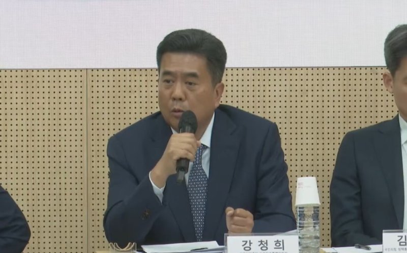 28일 오후 바카라사이트 소닉 과학기술 분야 비정부기구(NGO)인 바른 과학기술사회 실현을 위한 국민연합(과실연)’가 주최한 '제21대 대통령 선거 후보 보건의료 공약 토론회'에서 강청희 더불어민주당 보건의료특별위원장이 발언하고 있다.