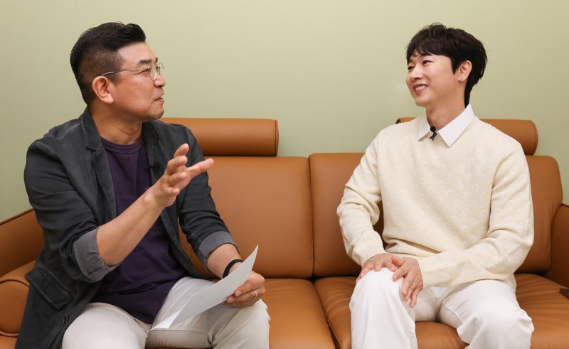 장우혁, K팝 아이돌 원형 만든 영원한 메인 댄서 [정덕현의 페르소나K]