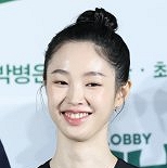 ′이동건과 열애설′ 15세 연하 강해림 누구…미스코리아 출신 배우