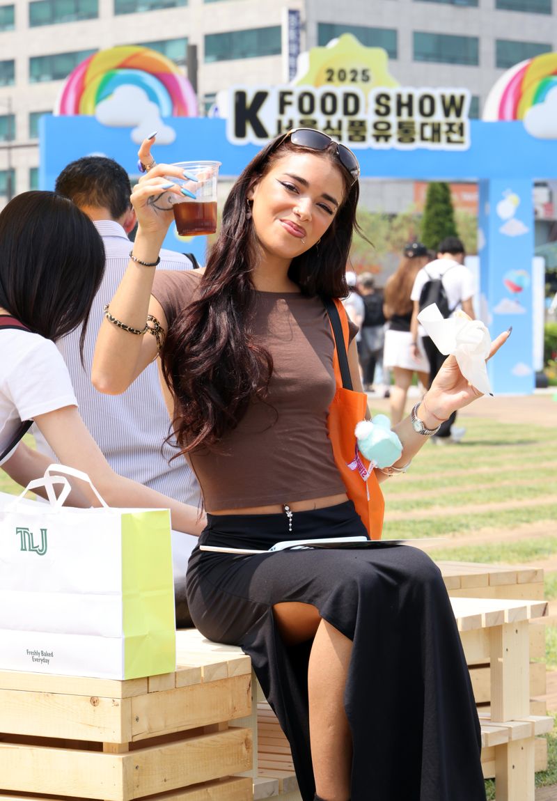 "한국 음식 맛있어요"- '2025 서울식품유통대전(K푸드쇼)'