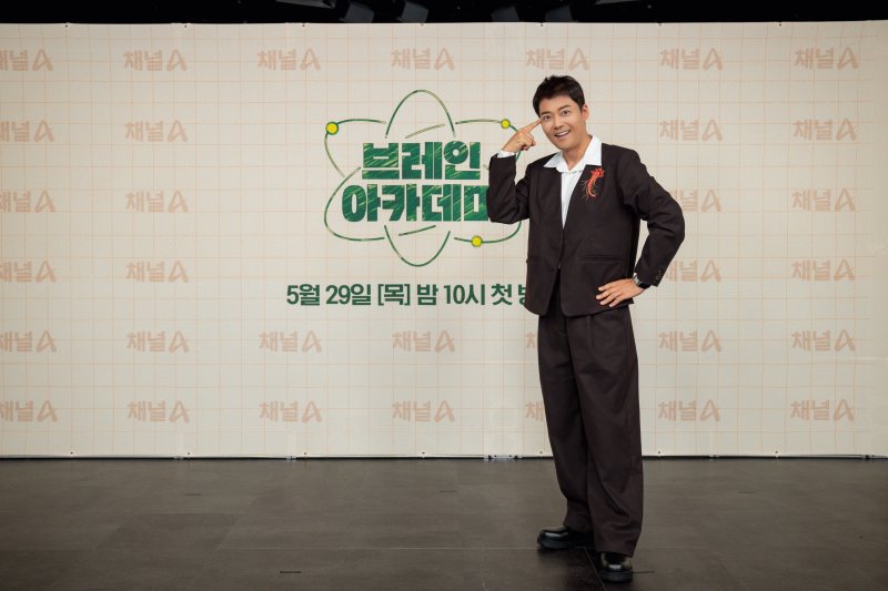 '브레인' 전현무 "궤도, 스스로 '마스터'라고 생각…눌러주고 있다"