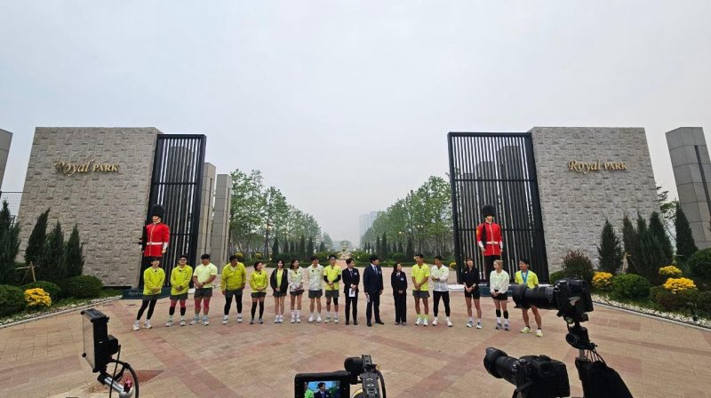 신검단 로열파크씨티Ⅱ에서 진행된 MBN 인기 예능 프로그램인 '뛰어야 산다' 촬영 모습. DK아시아 제공