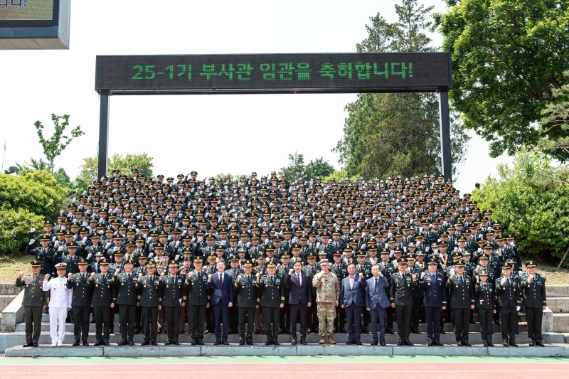 육군부사관, 6·25 참전용사 후손·병역명문가 등 341명 임관