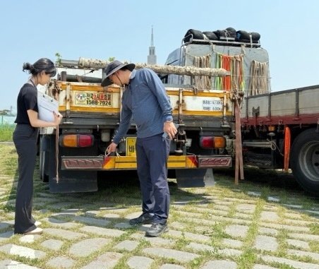정읍시가 도로 교통 안전과 대형사고 예방을 위해 불법개조 차량 총 7건을 단속했다.(정읍시 제공, 재판매 및 DB금지)