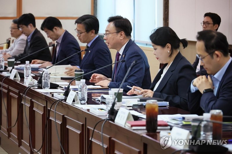 제3차 국민연금기금운용위원회 (출처=연합뉴스)