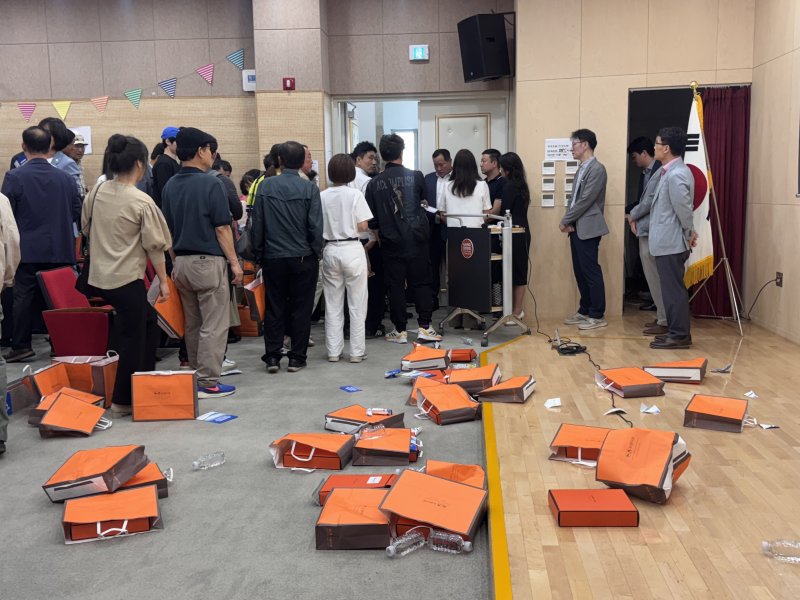 울산 정자 앞바다 고정식 해상풍력 주민 반발로 첫 설명회 파행