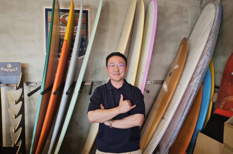바다 건너 K서핑 전한 서프숍 "예약 플랫폼으로 새 도전"