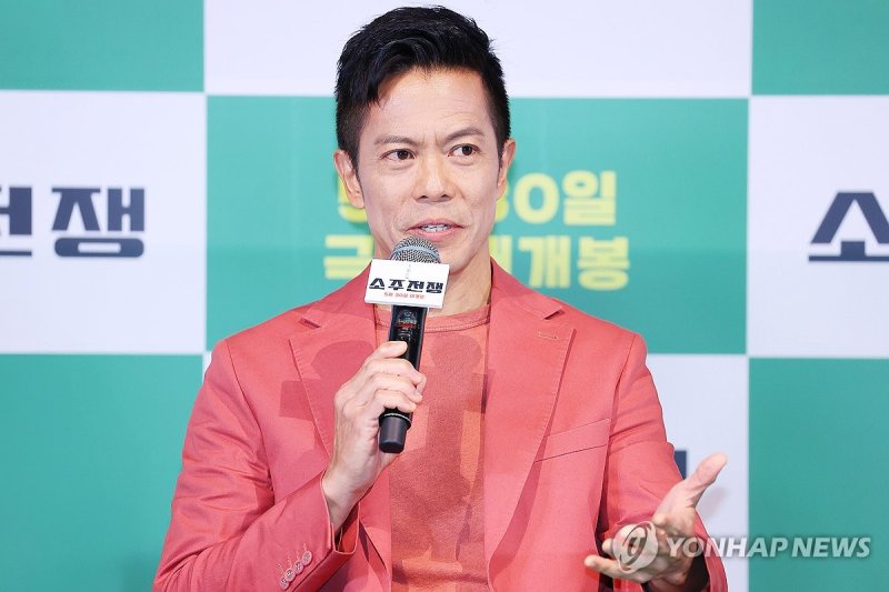 '소주전쟁' 출연소감 밝히는 바이런 만 (출처=연합뉴스)