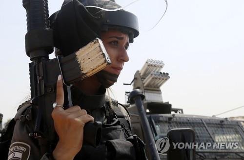 이스라엘 여성 군인 (출처=연합뉴스)