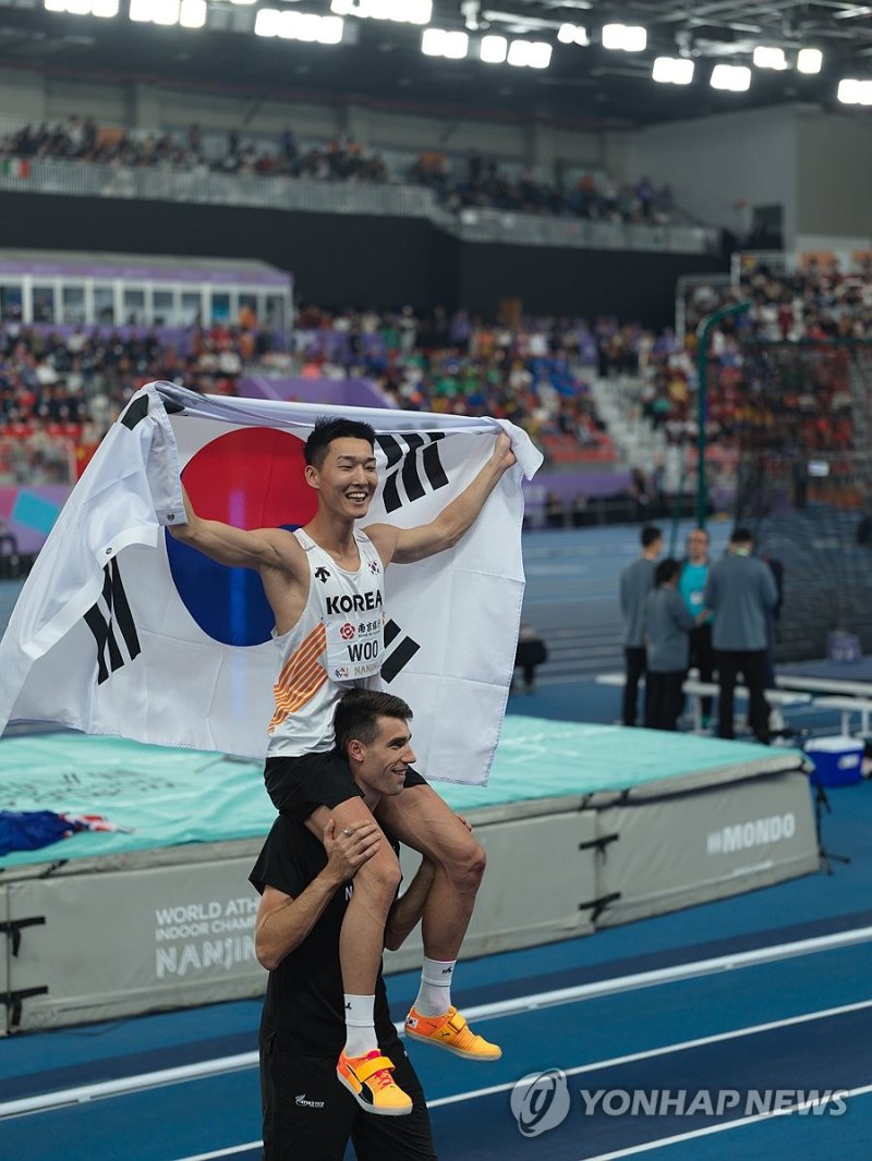 우상혁, 세계실내육상선수권 높이뛰기 우승 (출처=연합뉴스)