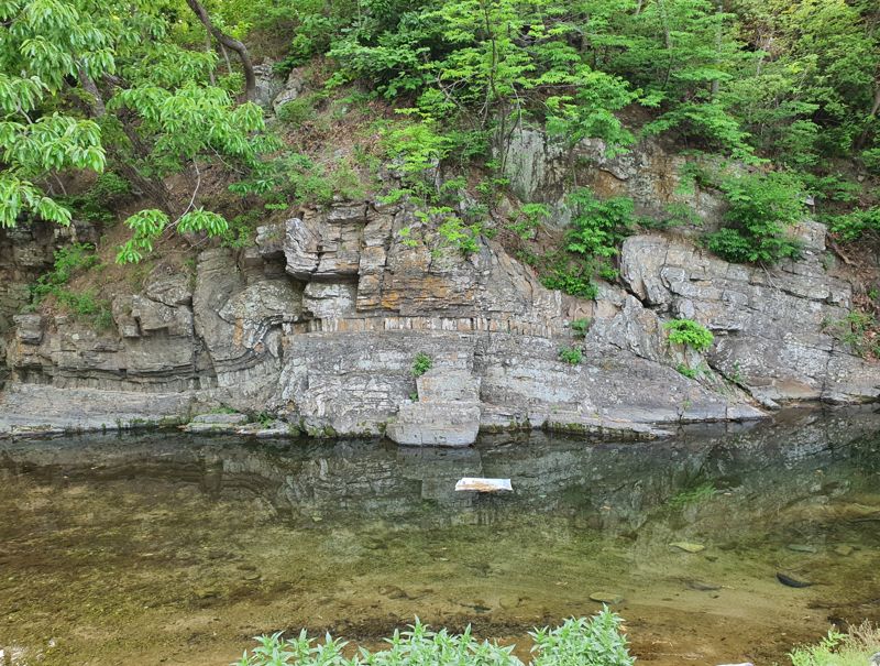 울산 지질 명소 '국수천 습곡'