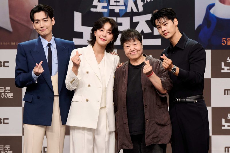 정경호, 강사·의사→노무사 됐다…하찮은 '꼬질액션' 입은 노무진