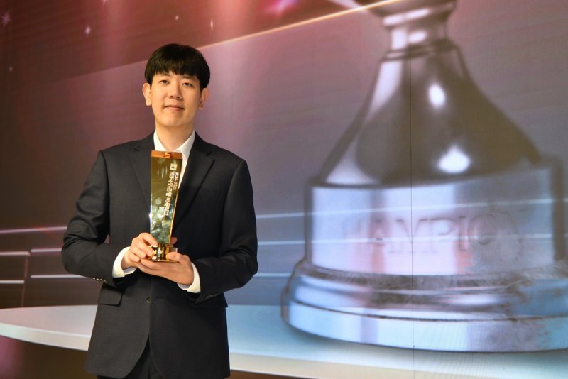 KB바둑리그 MVP 강동윤 9단 (출처=연합뉴스)