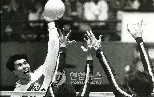 고려증권 시절 주포로 활약했던 장윤창(왼쪽) (출처=연합뉴스)