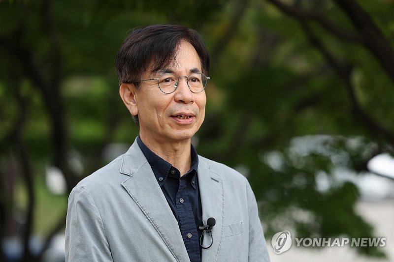 해임 관련 입장 표명하는 김기중 방문진 이사 (출처=연합뉴스)