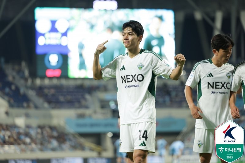 [서울=뉴시스] 프로축구 K스피드 바카라사이트1 전북 현대의 전진우. (사진=한국프로축구연맹 제공)