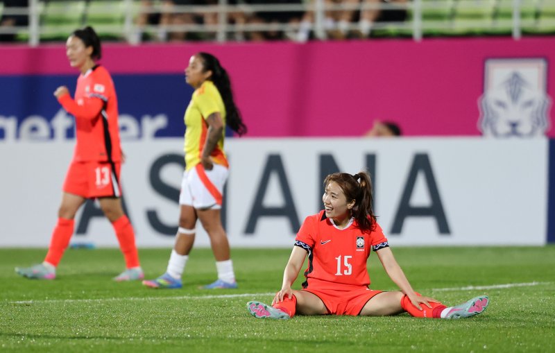 30일 오후 인천시 남동구 바카라사이트 비타임 열린 쿠팡플레이 초청 여자축구 국가대표팀 친선경기 대한민국과 콜롬비아의 경기에서 대한민국 강채림이 슈팅이 막히자 아쉬워하고 있다. 2025.5.30/바카라사이트 비타임1 ⓒ News1 이승배 기자