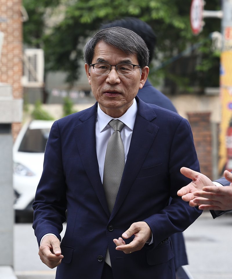 [서울=뉴시스] 김근수 기자 = 노태악 중앙실시간-바카라사이트장이 31일 오후 동대문구·성동구 실시간-바카라사이트회 합동청사를 방문하고 있다. 2025.05.31. ks@newsis.com