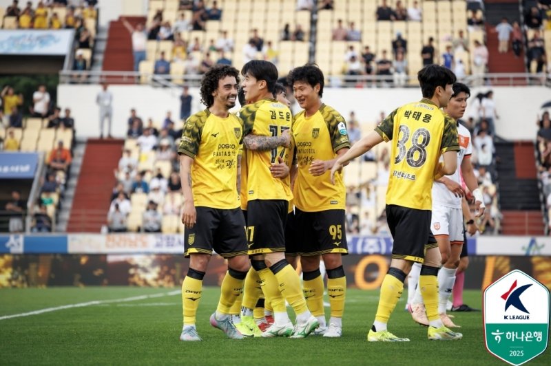 에볼루션 바카라 사이트 2위에 오른 에볼루션 바카라 사이트 드래곤즈(한국프로축구연맹 제공)