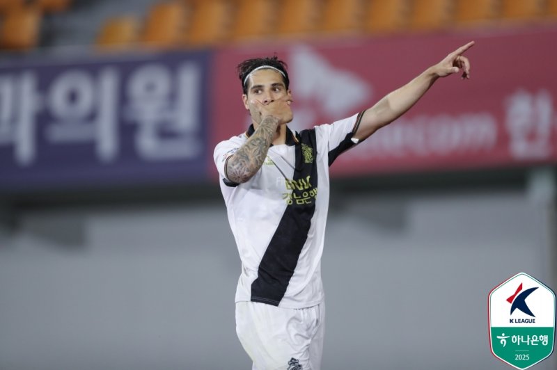 [서울=뉴시스] 프로축구 바카라사이트 기가 경남FC의 카릴. (사진=한국프로축구연맹 제공)