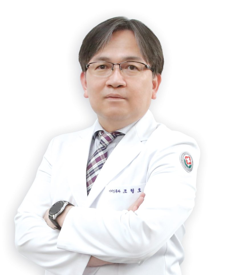 [광주=뉴시스] 전남대학교원탑토토은 이비인후과 조형호 교수가 제44회 스승의 날을 맞아 교육 발전 기여 공로를 인정받아 교육부 장rhks 표창을 받았다고 1일 밝혔다. (사진=전남대원탑토토 제공) 2025.06.01. photo@newsis.com *재판매 및 DB 금지