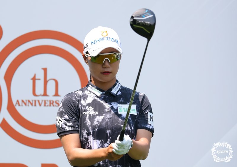 [서울=뉴시스] 한국여자프로골프(KLPGA) 투어 Sh수협은행 MBN 여자오픈에서 우승한 코어카지노. (사진=KLPGA 제공) *재판매 및 DB 금지